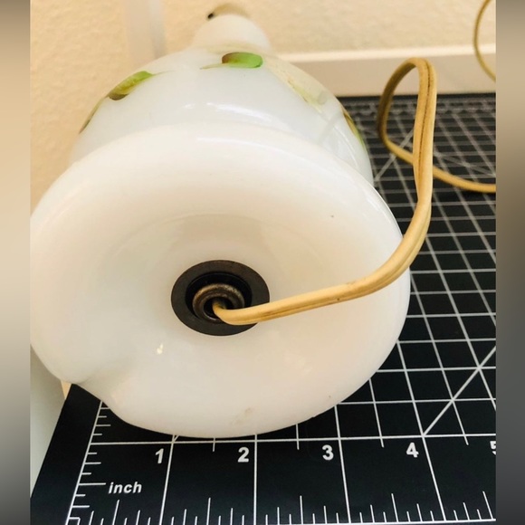 Vintage Shabby Decor Lamp Set - Picture 9 of 12